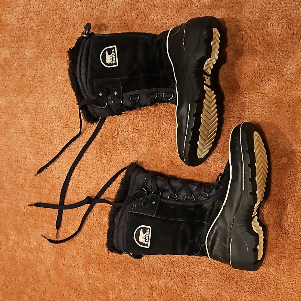 Women's Size 6 Sorel Lace-up Winter Boots